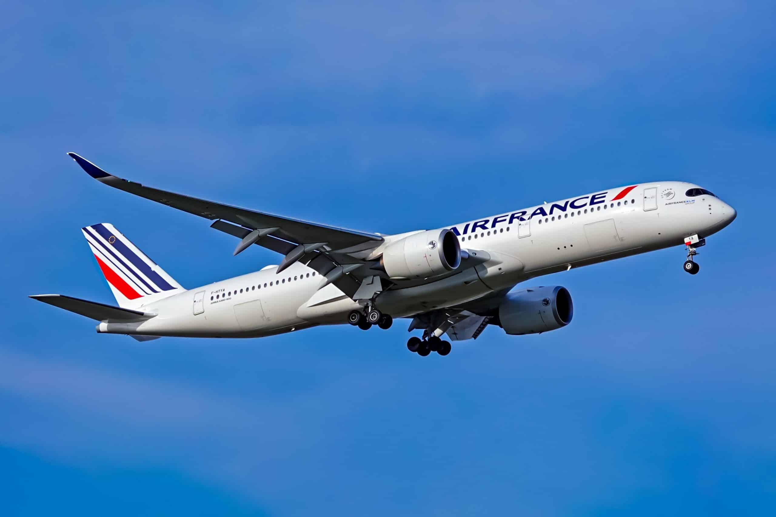 Air France vliegtuig in de lucht richting Amerika
